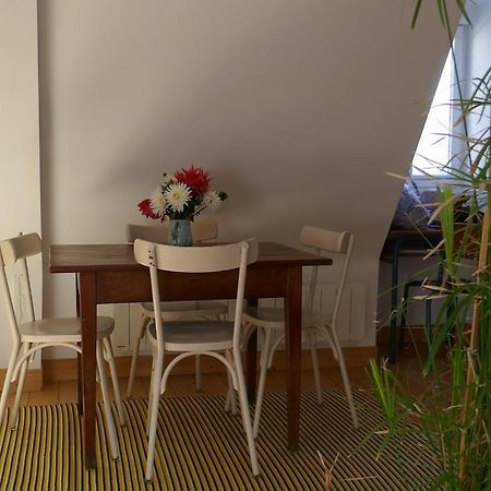 L Escalier Rouge Apartment Tours Bagian luar foto